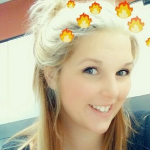 Meet your Posher, Shelby